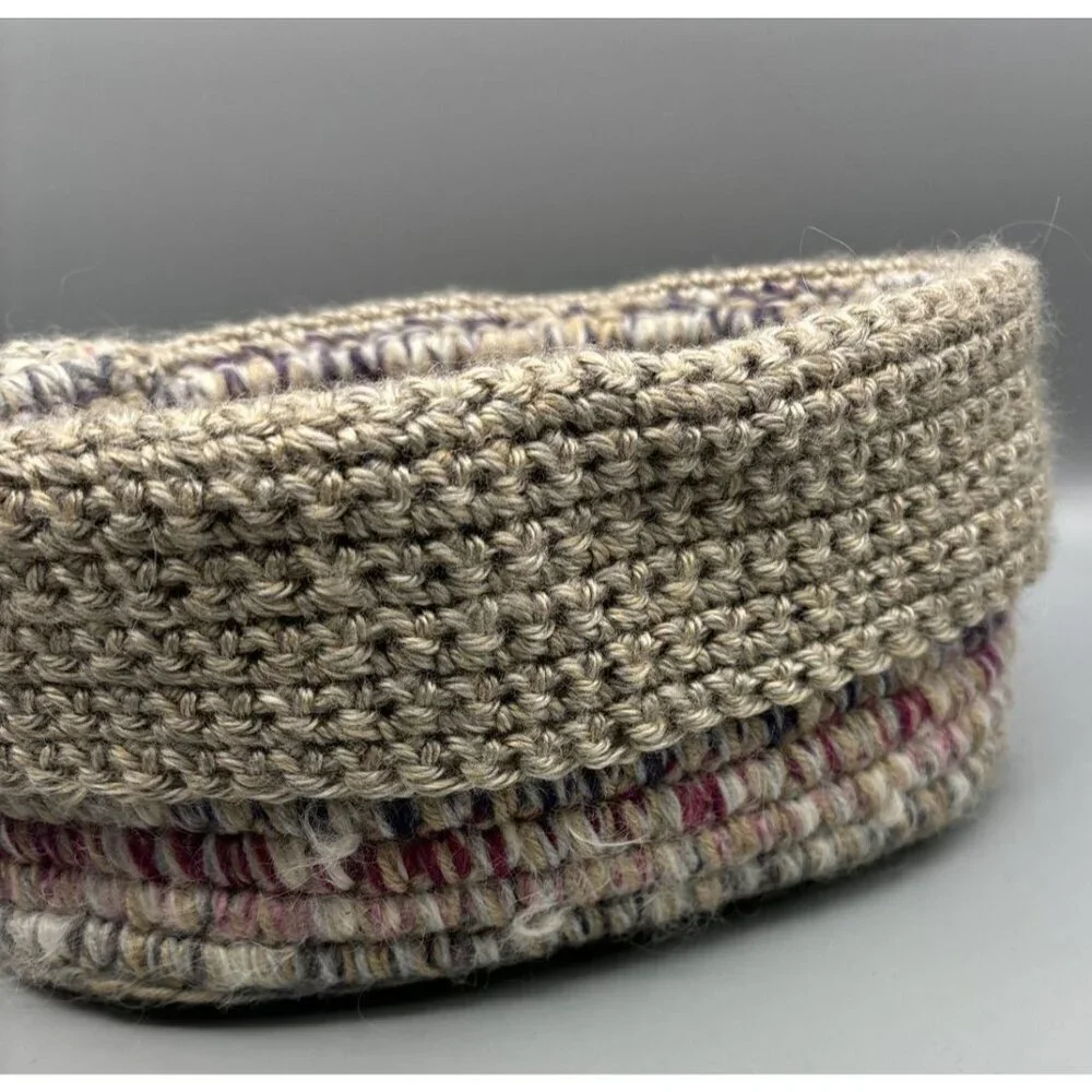 Handmade Rove Unspun‎ Wool Basket Crochet Multicolor Storage Decor 10.5 x6